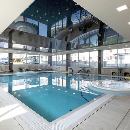 Klifowa Resort With Spa, Fitness & Kids Club By Noclegi Renters Реваль Экстерьер фото
