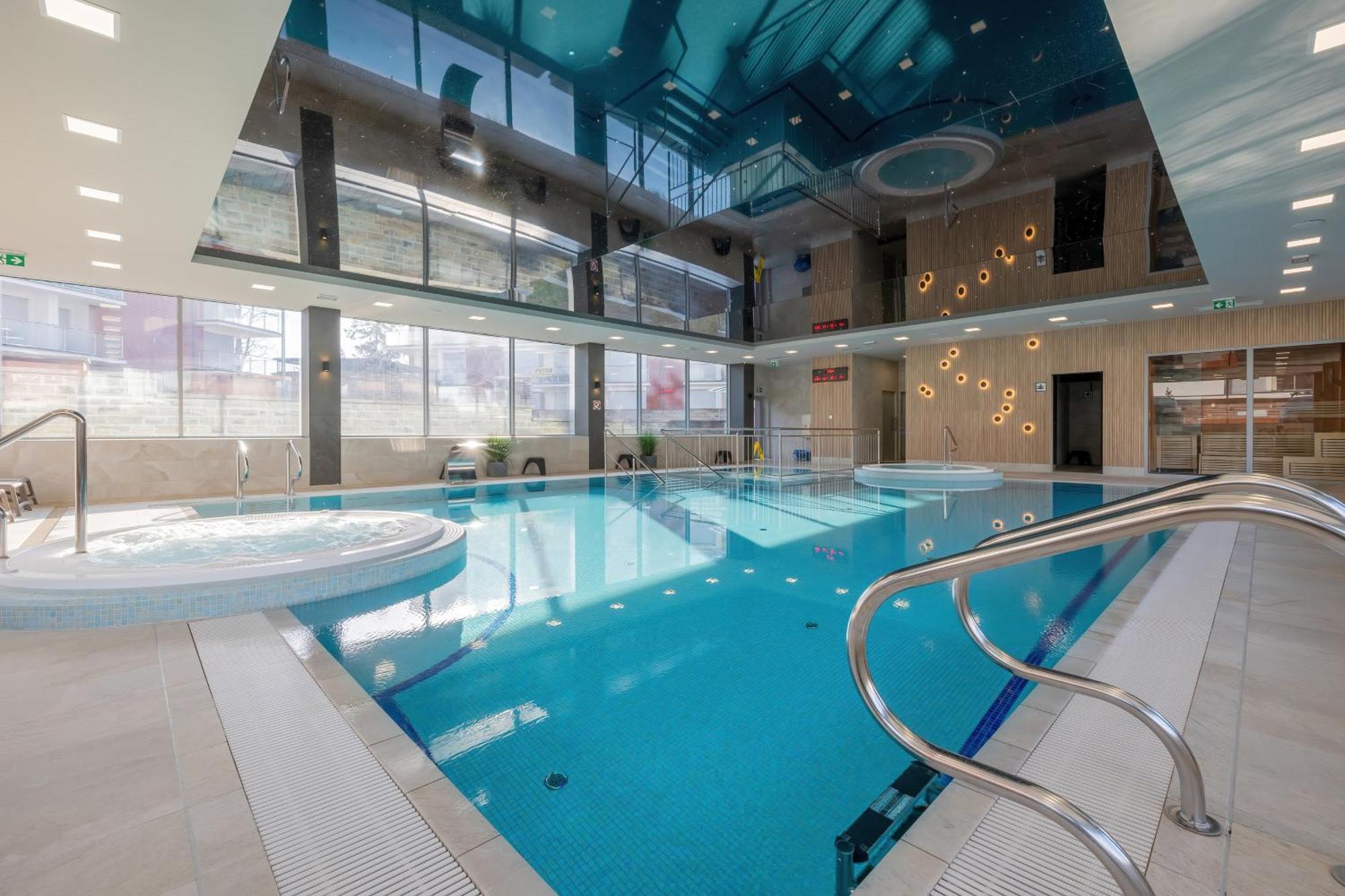 Klifowa Resort With Spa, Fitness & Kids Club By Noclegi Renters Реваль Экстерьер фото