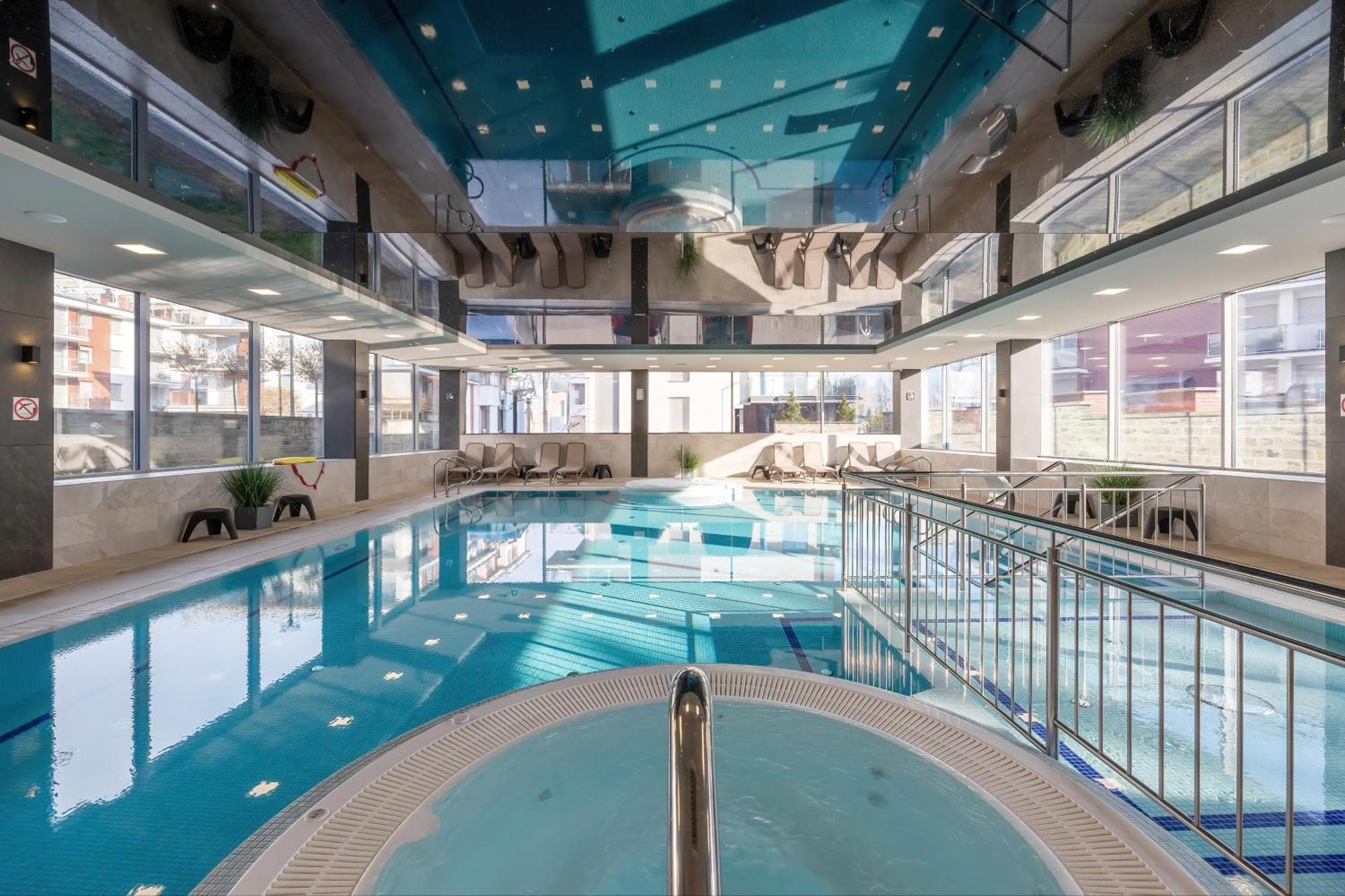 Klifowa Resort With Spa, Fitness & Kids Club By Noclegi Renters Реваль Экстерьер фото